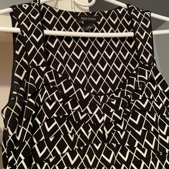 Women’s Sleeveless top - Picture 7 of 7